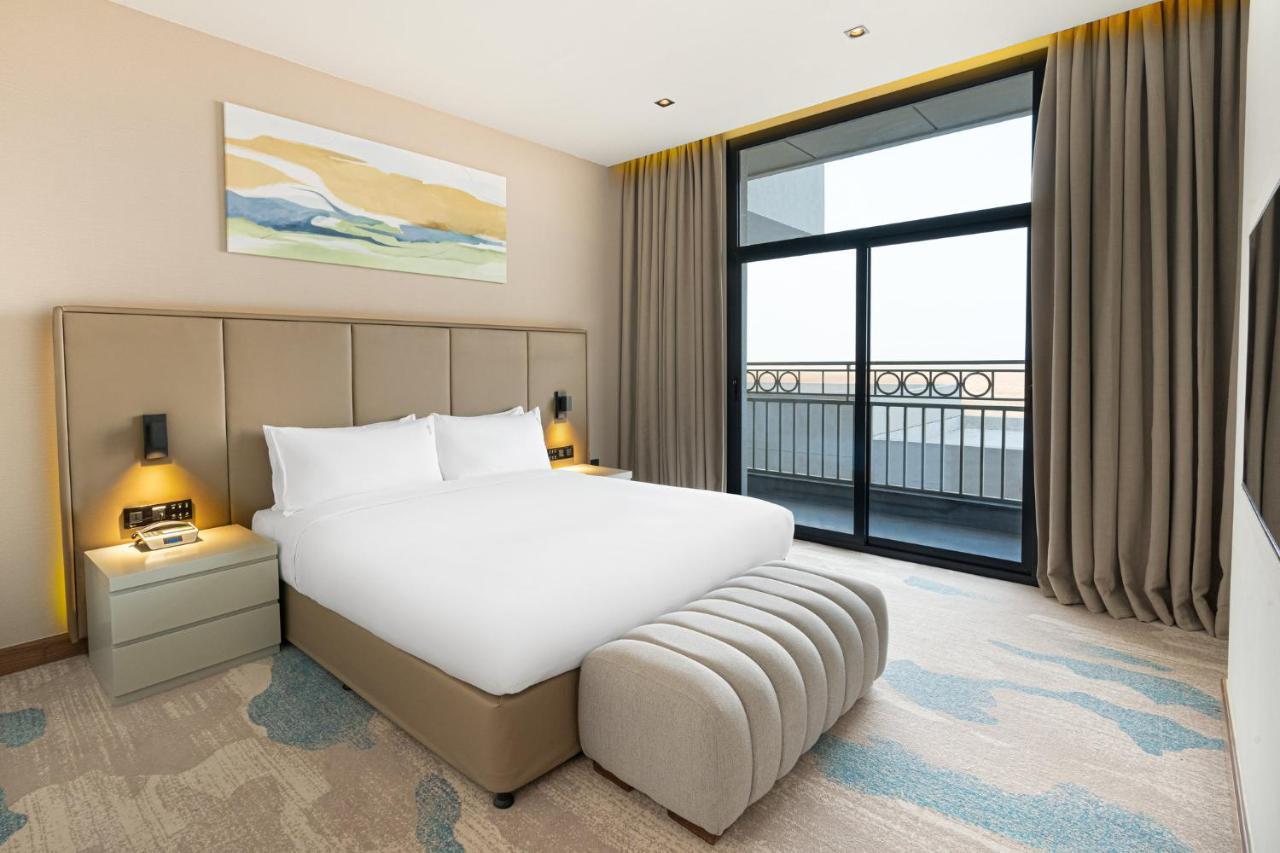 The Business District By Ihg Hotel 4*