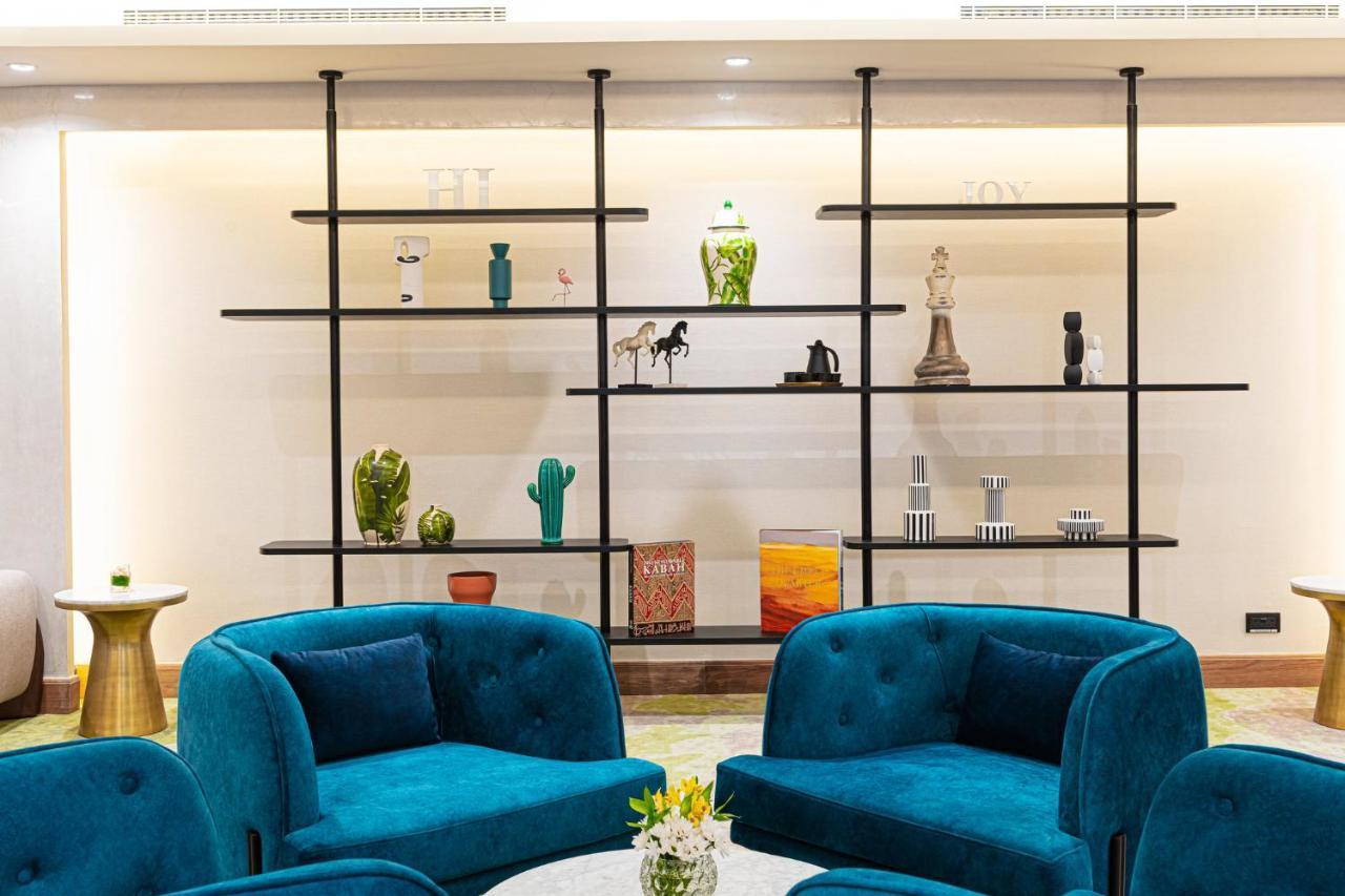 Hotel The Business District By Ihg 4*