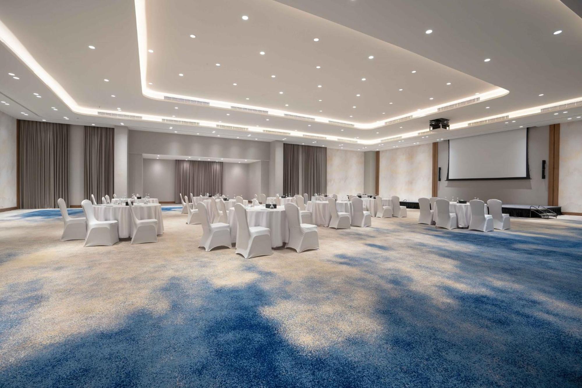 The Business District By Ihg Riyadh
